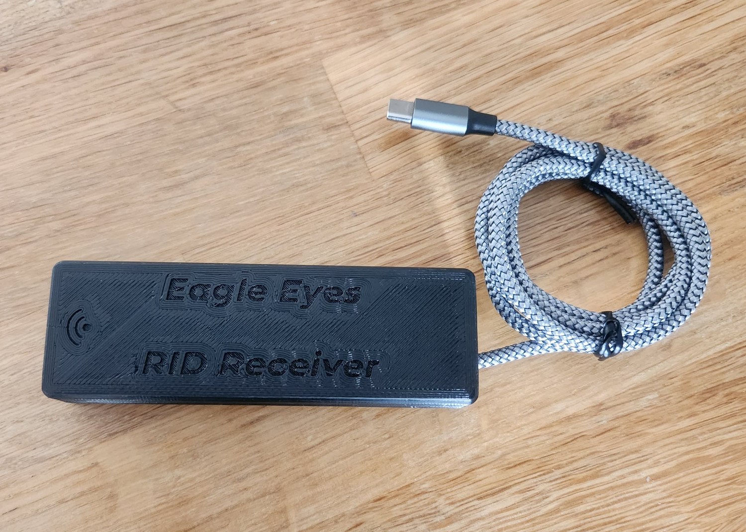 The Eagle Eyes RID receiver: a compact enclosure with a USB cable
